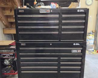 37.1.HOMAK 41in 2section tool chest