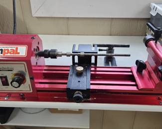33.1.PenPal V2a benchtop lathe, with pen blanks