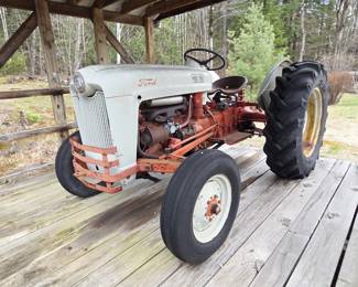 55.1.1953 Golden Jubilee FORD agricultural tractor, 32hp, 4cylinder, manual transmission,