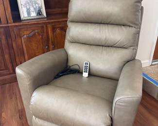 Remote controlled Lazy Boy Recliner