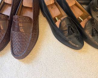 Dress shoes