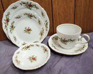Haviland -Pink Moss Rose - 36 piece set