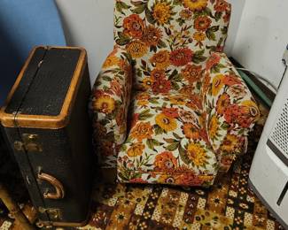 Child's chair w/some damage