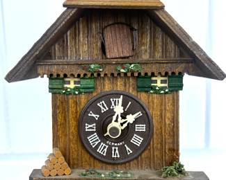 VINTAGE GERMAN CHALET STYLE CUCKOO CLOCK BY ALBERT SCHWAB