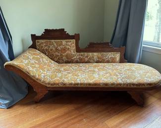 Antique Victorian Chase Lounge in the Eastlake style