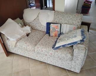 loveseat like new