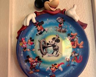 Bradford Exchange Disney 75th Anniversary "Magic of Mickey" Collector Plate