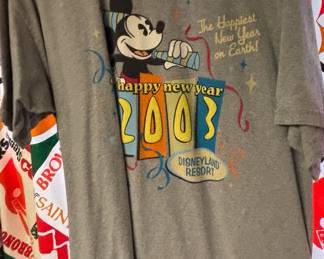 2003 Disneyland Resort Mickey Mouse Graphic T-Shirt 