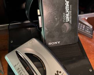 Sony Walkman WM-FX195 AM/FM Cassette Player, Sony Walkman FM/AM Cassette Player AF22