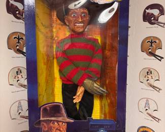 1989&nbsp;Matchbox A Nightmare on Elm Street Freddy Krueger Pull-String Doll