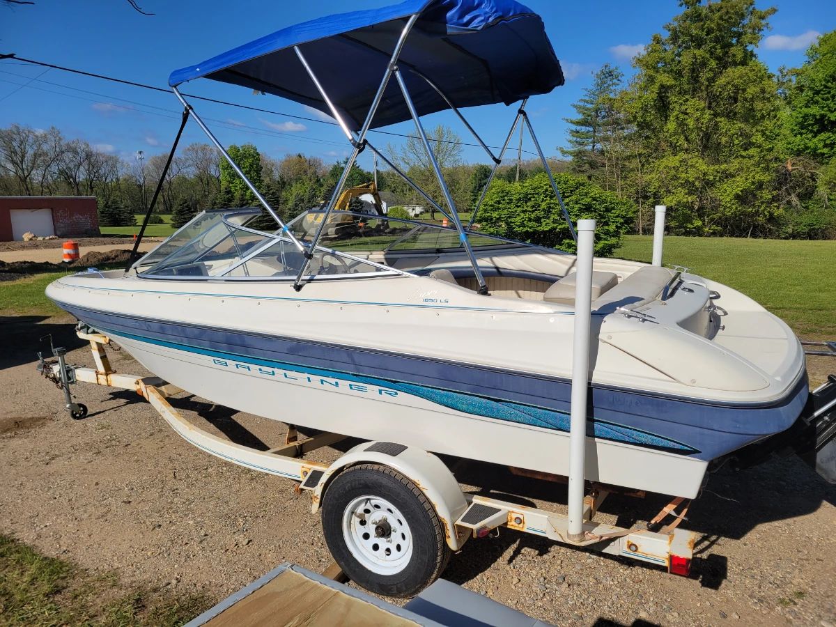 1992 Bayliner Capri