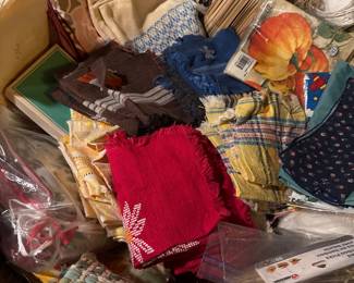 cloth napkins, placemats