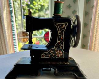 Singer Sewing Machine