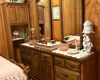 Vintage bedroom suite by Style Mark Division of American Furniture Company