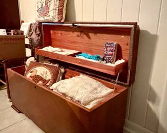 Lane cedar chest, Altavista, Va