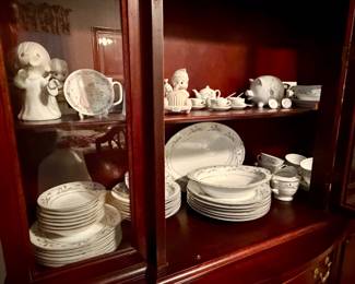 “Precious Moments” collection, Harmony House “Platinum Garland” fine china