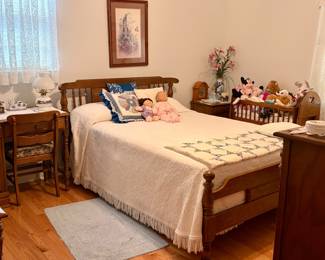 Bedroom suite by Sumter Cabinet Co., Sumter, S.C.