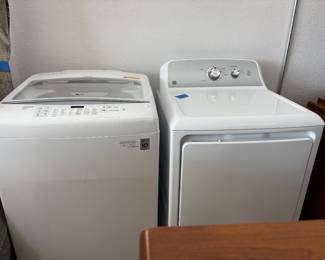 GE Washer/Dryer set