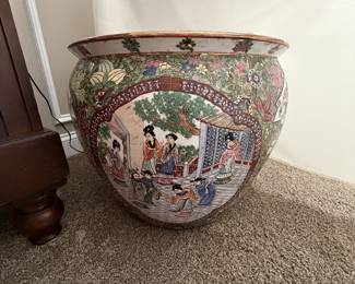 Huge 23" widest point 20.5 rim to rim Famile Rose, Rose Medallion, Rose Mandarin motif fish bowl planter