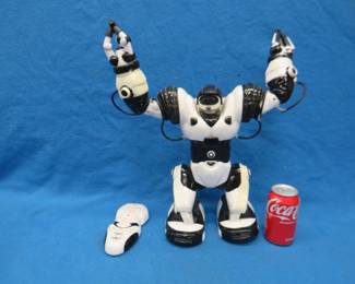 Lot 230. Robosapien RC Wowwee interactive robot toy and controller. Untested.