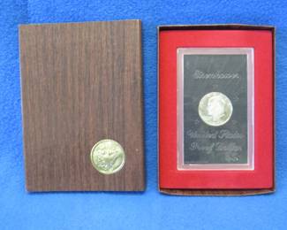 Lot 383. 1971 S Eisenhower silver proof dollar coin. 40% silver.