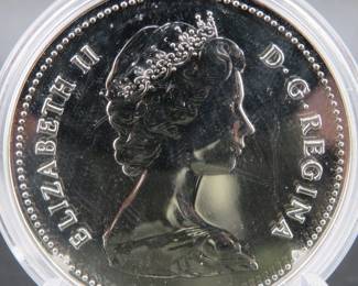 Lot 480. 1980 silver Canadian dollar featuring a Polar Bear with the Northern Lights 23.3 grams