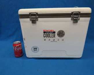 Lot 487. Engel 30-quart live bait cooler with aerator hose (no aerator)