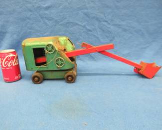 Lot 29. Vintage Structo metal digger