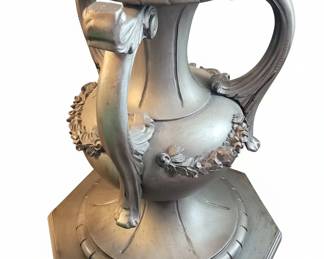 Neoclassical Style Pedestal Stand second image