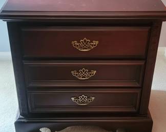 Thomasville Collectors Cherry Collection Drawer Nightstand second image