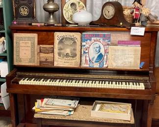 Beautiful upright piano