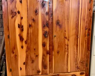 Nice cedar closet in excellent condition