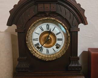 Eastlake clock