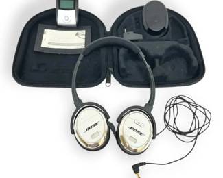 Bose Acoustic Noise Cancelling Headphones w Case