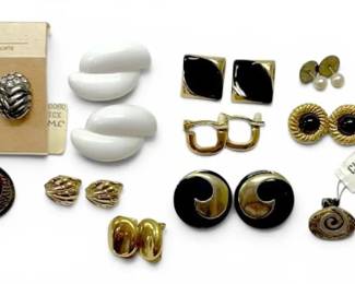 Vintage ClipOn Earrings
