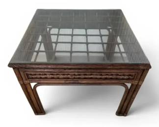 Rattan Side Table w Glass Top