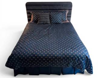 Navy Blue QueenSized Bed w Pillows