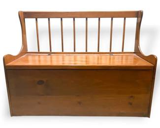 Wooden Bench w Storage