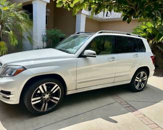 2014 Mercedes GLK 350 $11,760