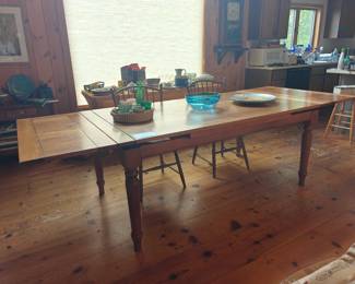 001 --Maple Refectory Table with Two Self-Storing Leaves "72x40x30 Two Leaves 18"""