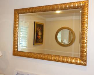 Collection of mirrors
