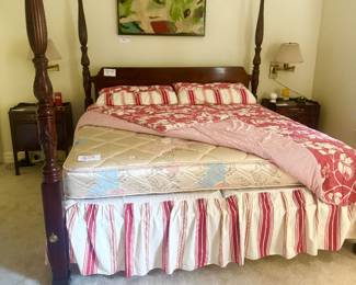 Henredon 4 poster bed