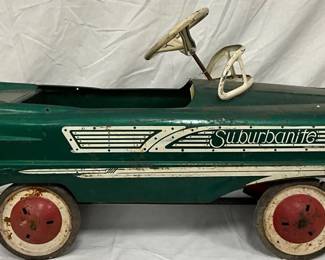 AMF Suburbanite Pedal Car - Green with White, 18×36 