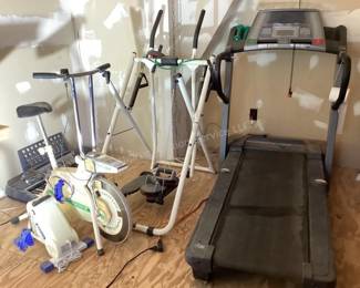 Exercise equipment, treadmill