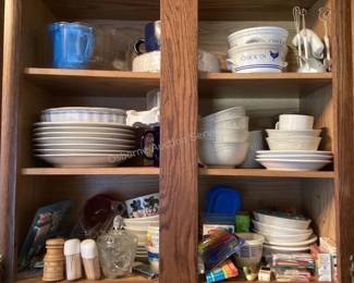 Kitchen dishes