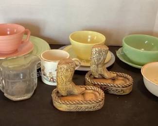 Vintage dishes, jadeite