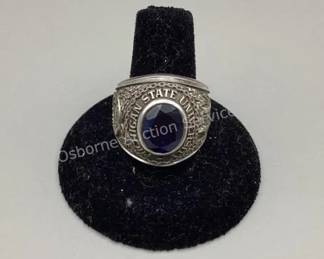 White gold MSU class ring