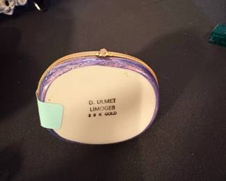D. Ulmet Limoges k Gold Eiffel Tower Trinket Box second image