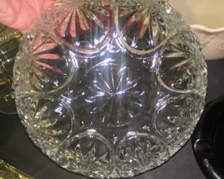Anchor Hocking Cameo  Star Footed Bowl second image