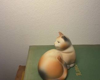 Vintage Avon Calico Cat Figurine
